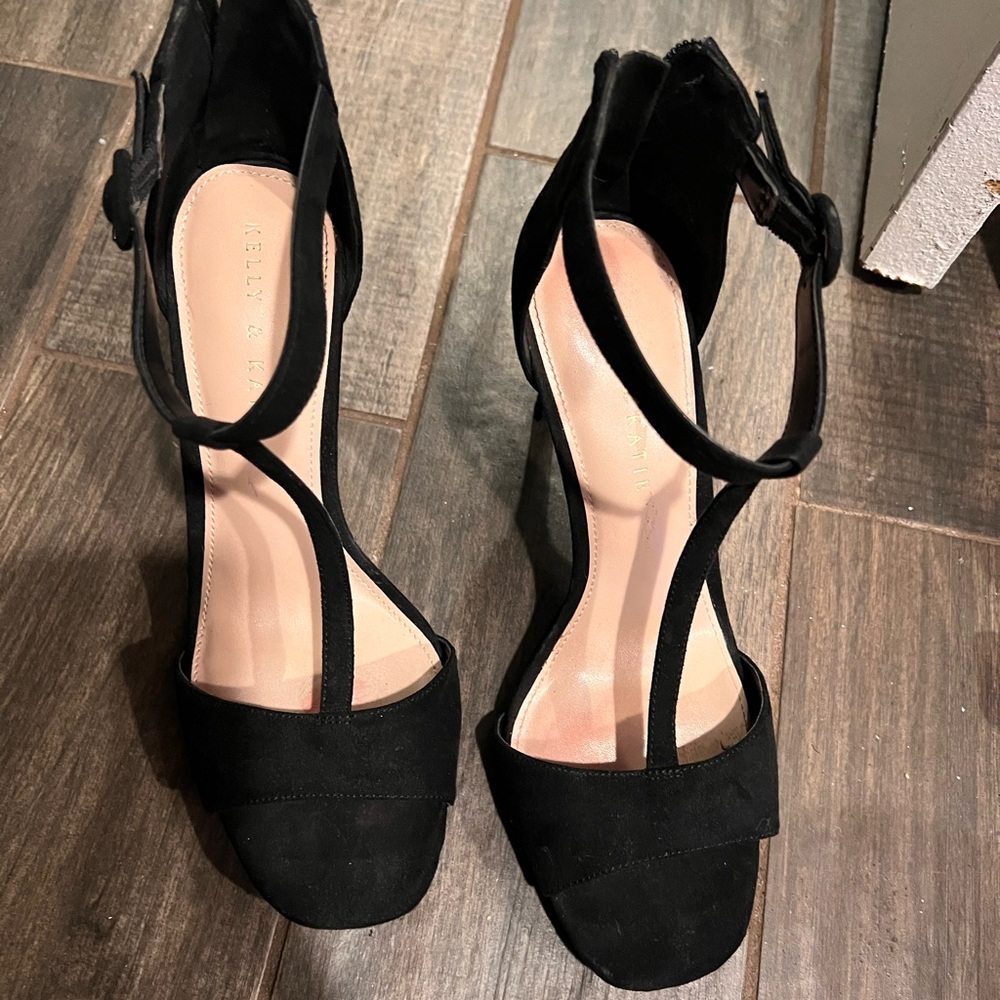 Kelly & Katie Women’s 9 1/2 Black Heel
